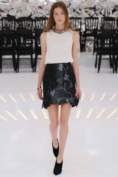 Look 35